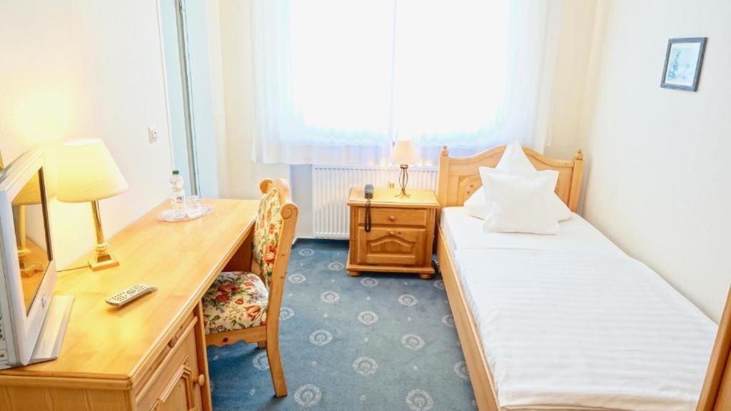 Hotel Alpha Хановер Екстериор снимка