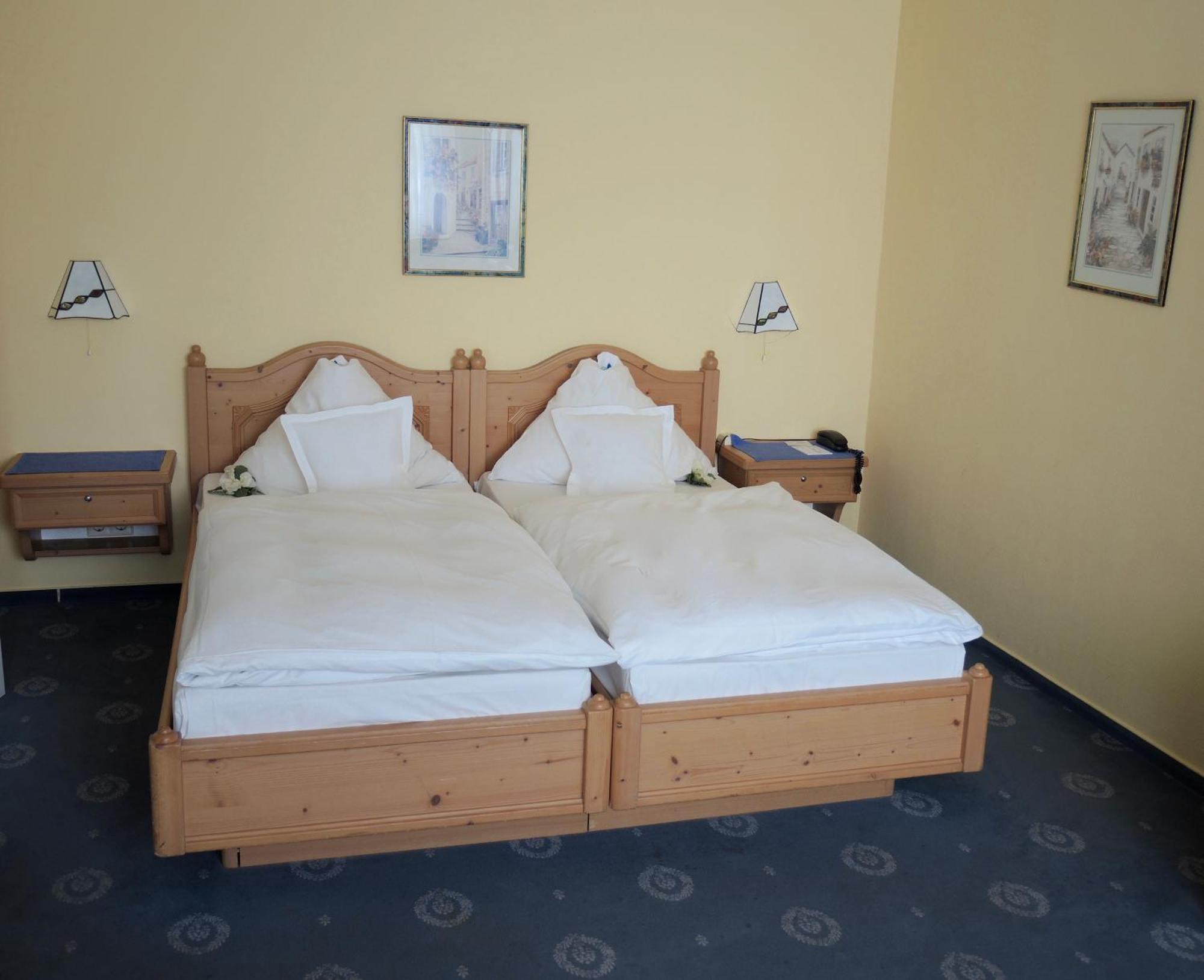 Hotel Alpha Хановер Екстериор снимка