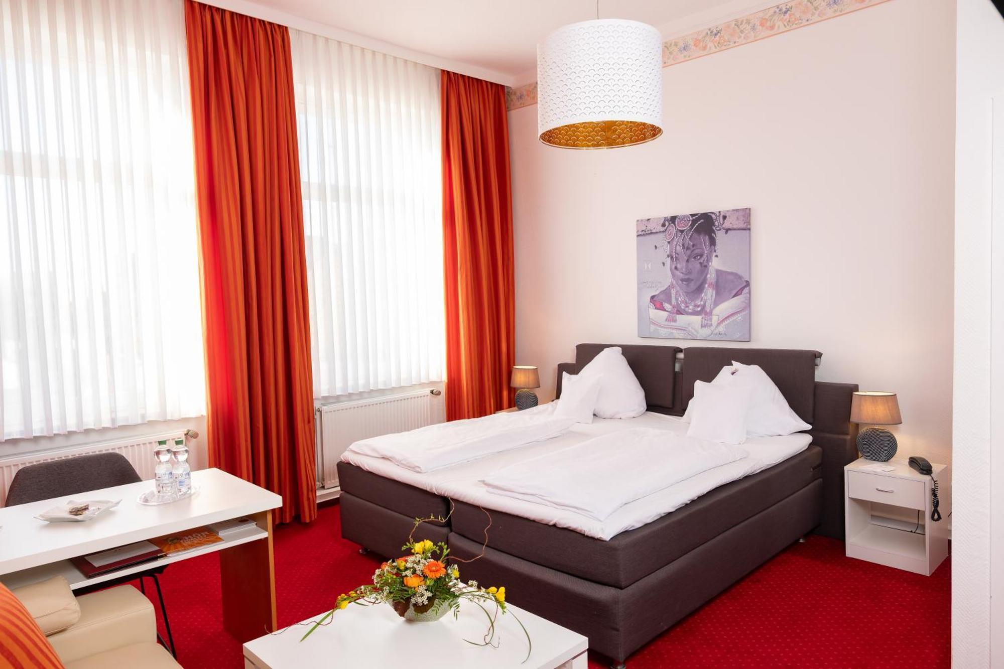 Hotel Alpha Хановер Екстериор снимка